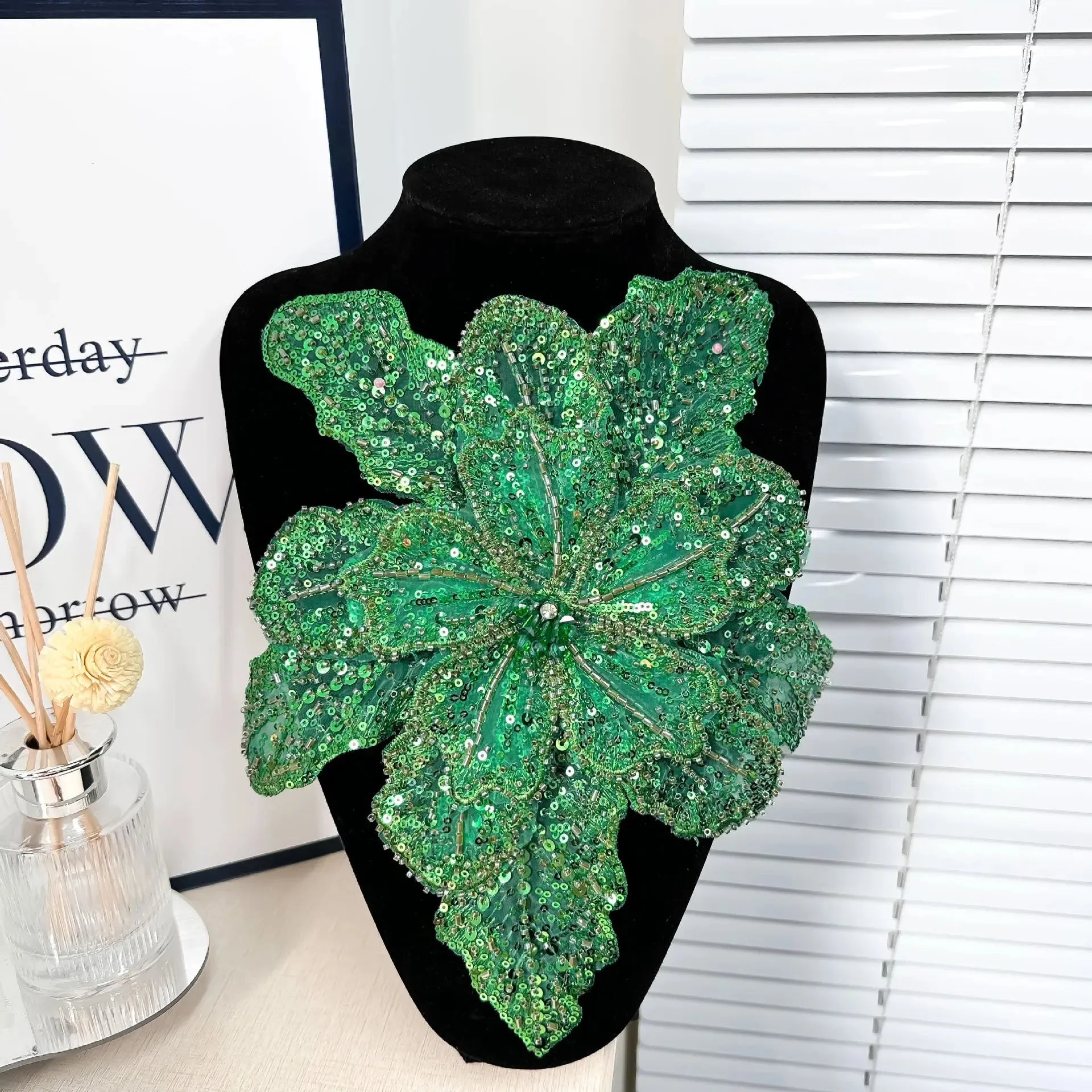 Evren Sequin Applique