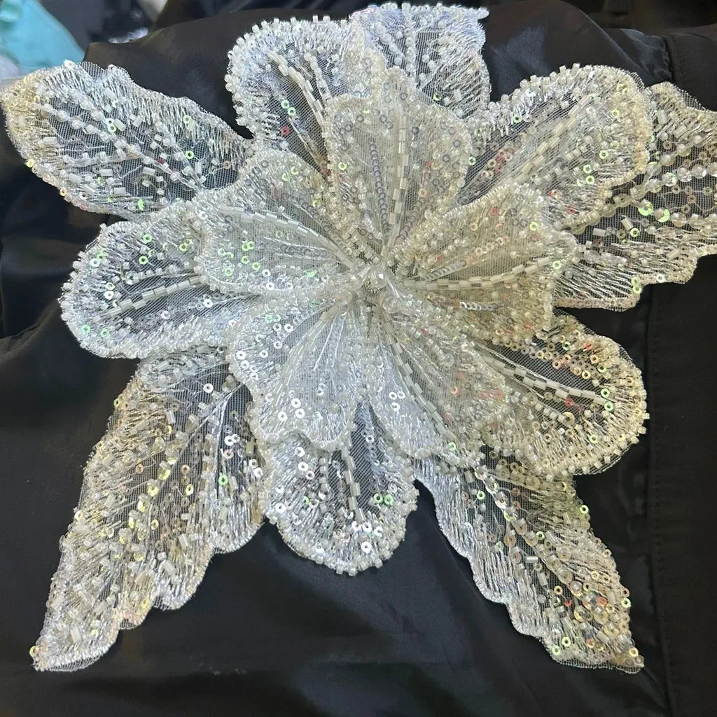Evren Sequin Applique