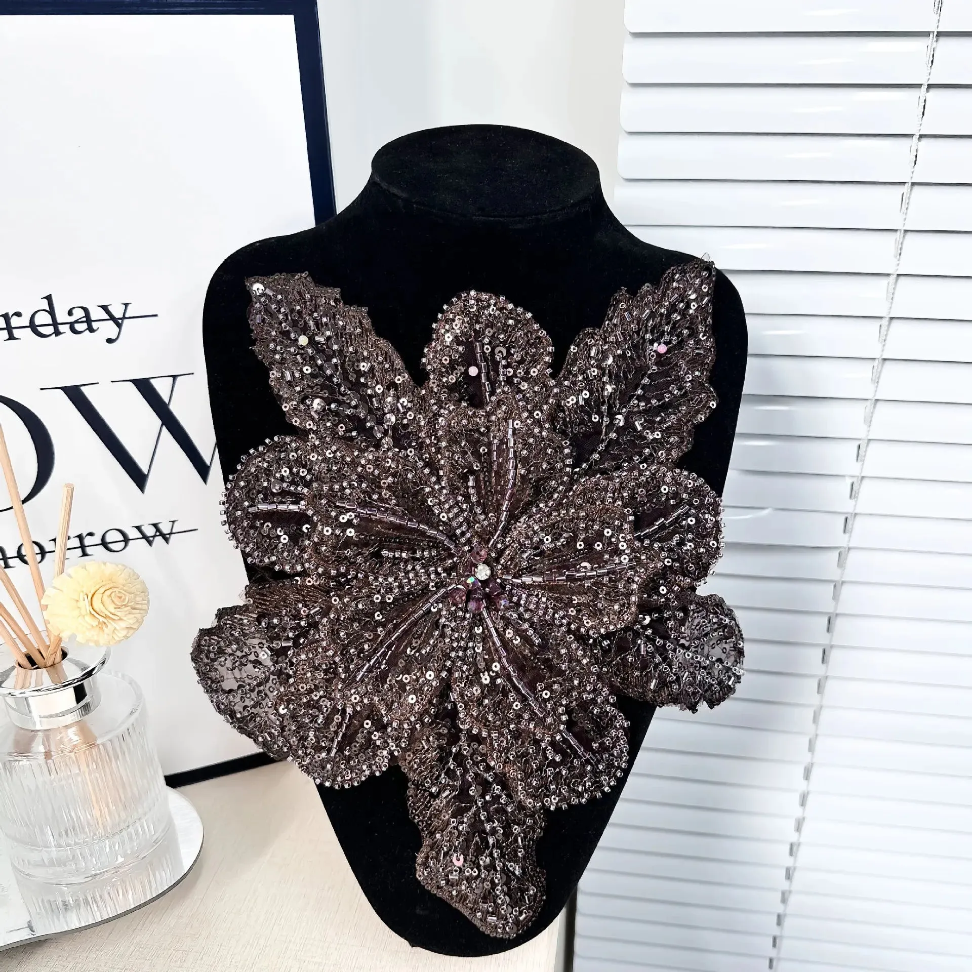 Evren Sequin Applique