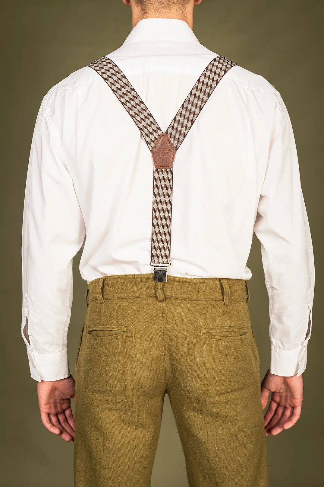 HUGO Brown