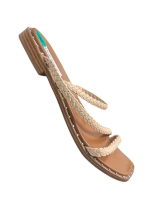 Sandals Flats By Steve Madden In Tan, Size: 8