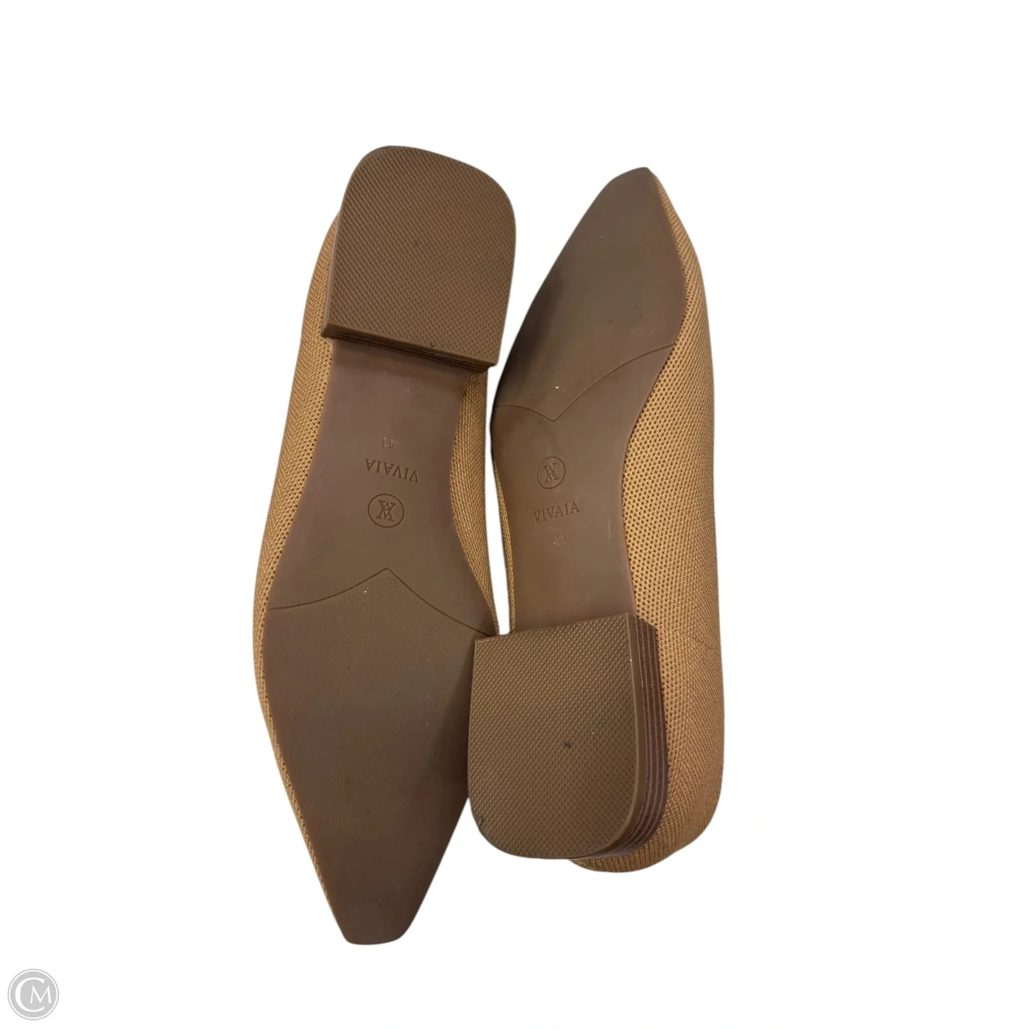 Shoes Flats By Cmc In Tan, Size: 11