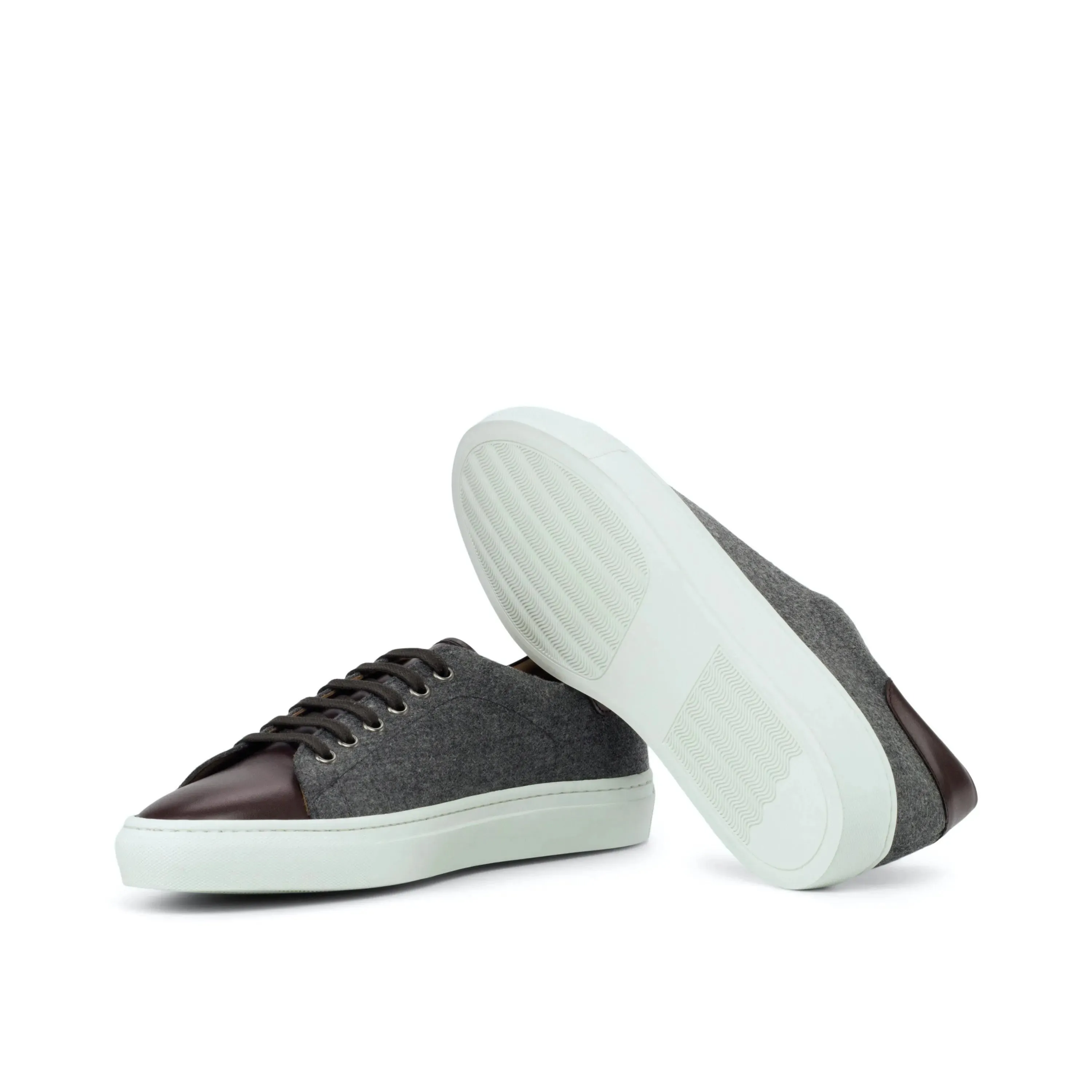 Supera Trainer Sneakers II