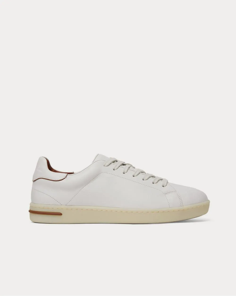 Traveller Walk Leather  White low top sneakers