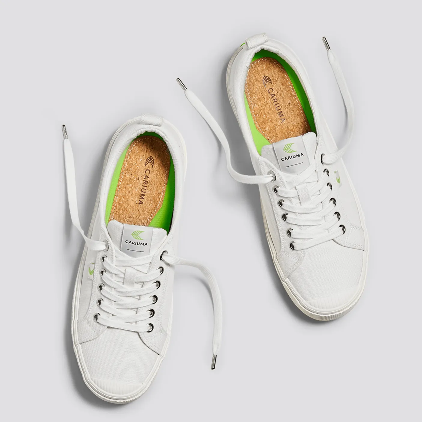 W OCA Low Canvas Off-White