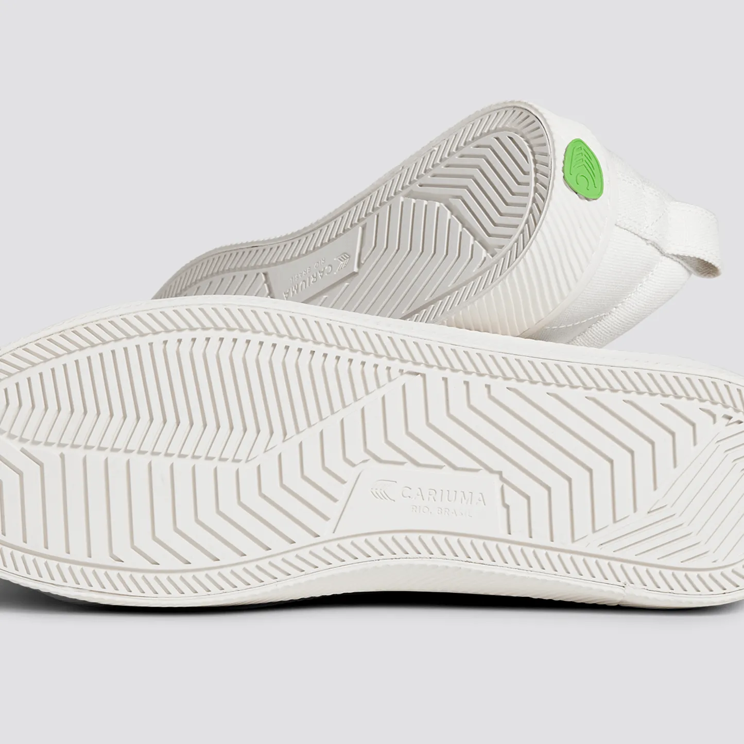 W OCA Low Canvas Off-White